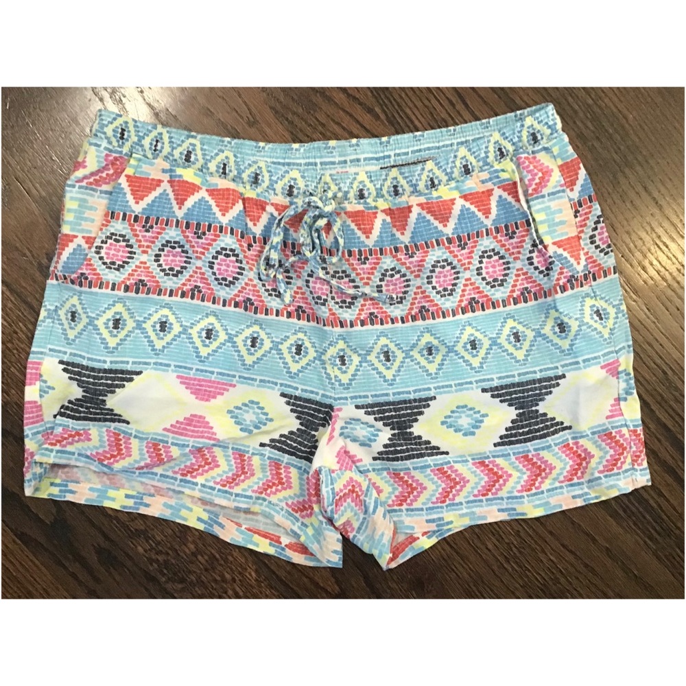 No Boundaries Shorts Size Small (3-5)